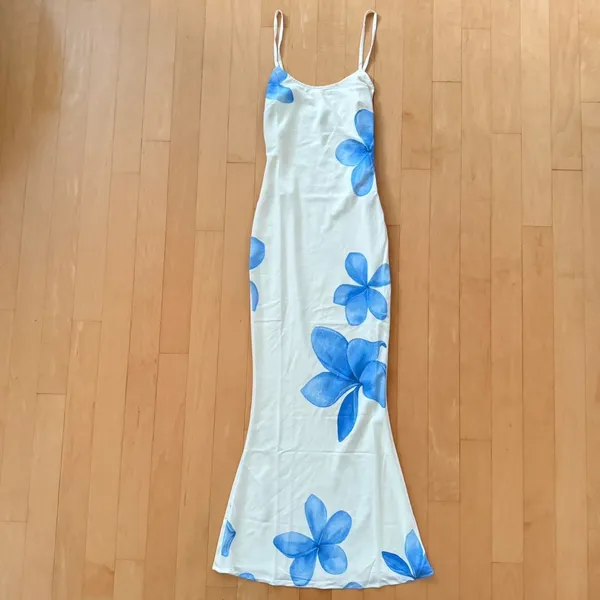 Princess Polly katrine baby yellow maxi dress with blue floral - Image 2