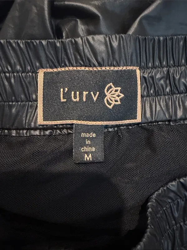 L’URV I’m on clouds shorts Black Size M - Image 5