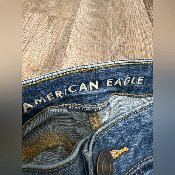 American Eagle Jeans - Image 4