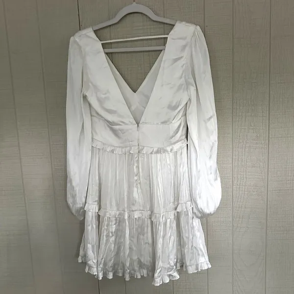 David's Bridal DB Studio Ruffle V Neck Long Balloon Sleeve Mini White Dress 6 - Image 2