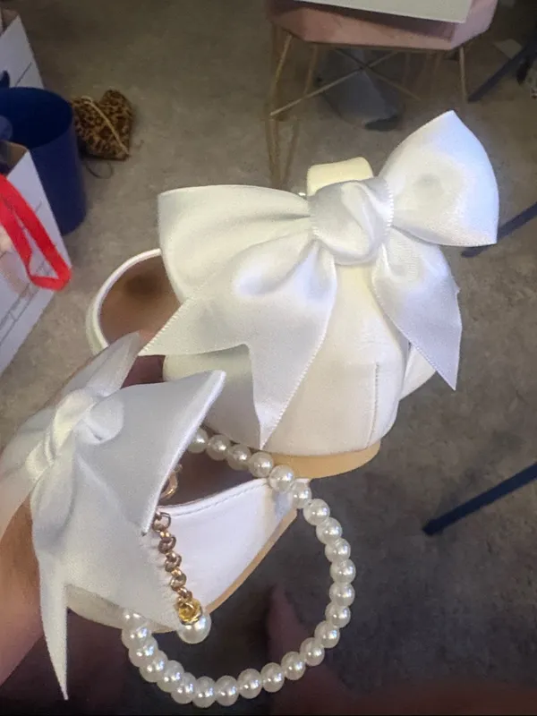 New Pointed Toe Slingback flats in crisp white with bow size 10 - Image 10