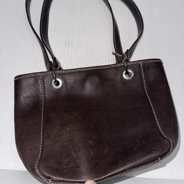 Fossil Shoulder Bag Womens Small Brown Leather Double Strap Key Charm Lined - Image 7