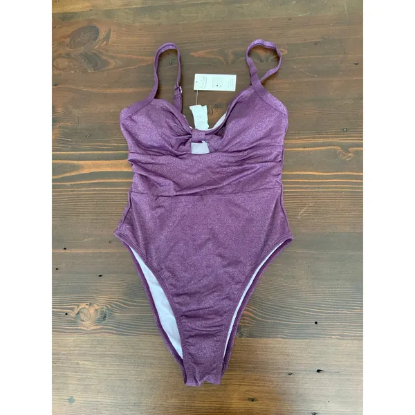 Cupshe‎ Atlantis Plum Lurex Keyhole One-Piece NWT size small - Image 4