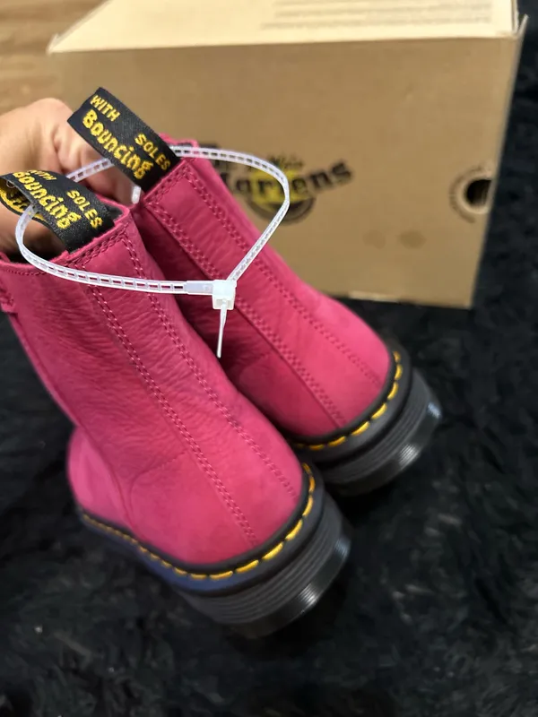 DR MARTENS Zebzag Rigger fuchsia leather boots shoes women’s 8 new - Image 4