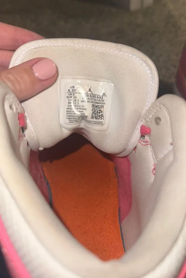Nike Jordan Air 1 Mid GS - Image 4