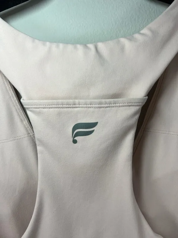 Fabletics On-The-Go Medium Impact Sports Bra Soft Shell Pink Padded Pocket Sz XL - Image 10