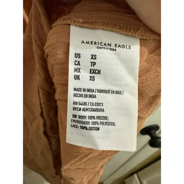 NWT American Eagle Eyelet Floral Boho Tiered Ruffle Sleeveless Top Tan XS/S New. - Image 8