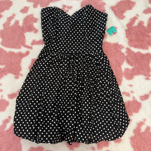 ✨ NWT Vintage-Inspired Black & White Polka Dot Bubble Hem Strapless Mini Dress ✨ - Image 3