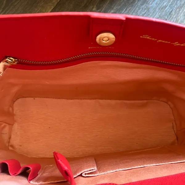 Samantha Thavasa Red Tote Bag - Image 3