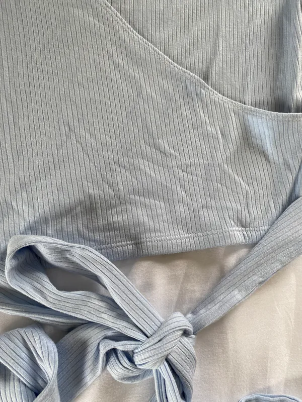 Top - Image 3