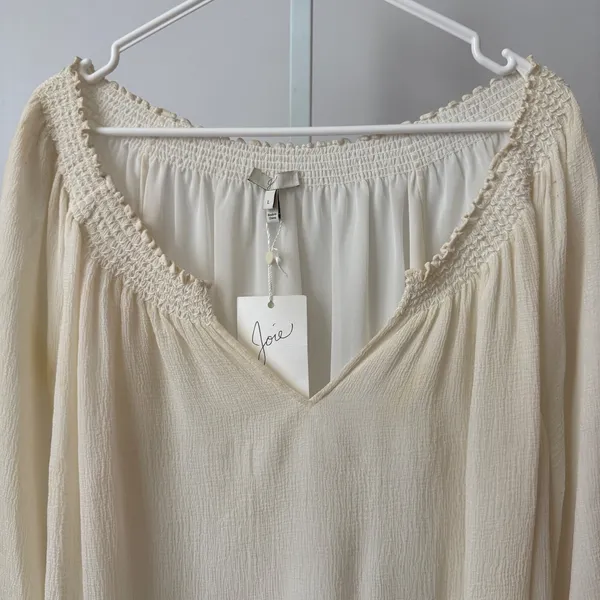 Joie Silk Boho Flowy Beachy Relaxed Peasant Smocked V-Neck Blouse L Ivory - Image 2