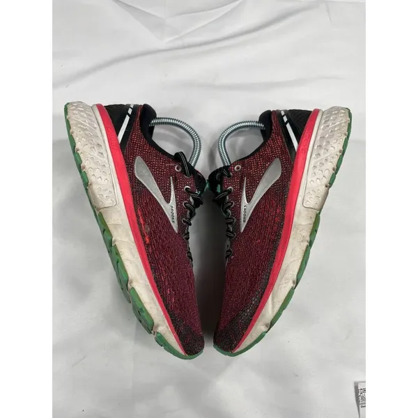 Brooks Ghost 11 SKU 7668 womens Red and Black Running Shoes Size 8 - Image 3