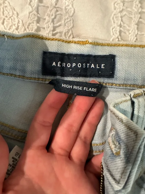 Aeropostale High-Rise Flare Jeans - Image 3
