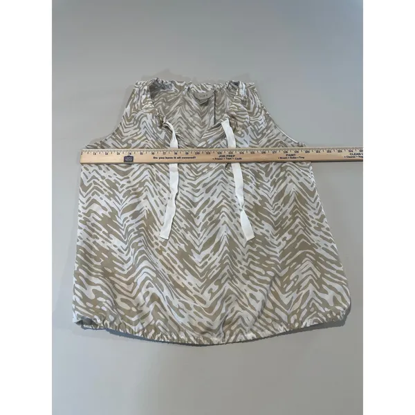 Ann Taylor LOFT Sleeveless Animal Print Top Size M Cream Tan V Neck Tie Detail - Image 4
