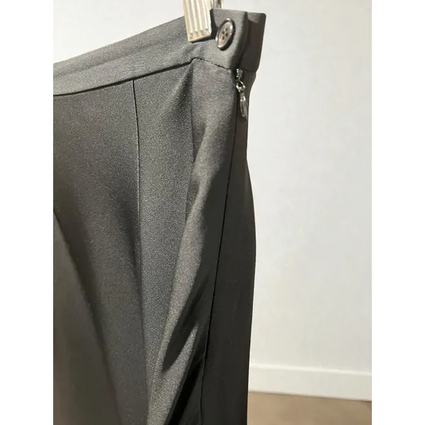 Sleek High-Waisted Black Formal Skirt - Side Zip & Button Size Small 6 - Image 4
