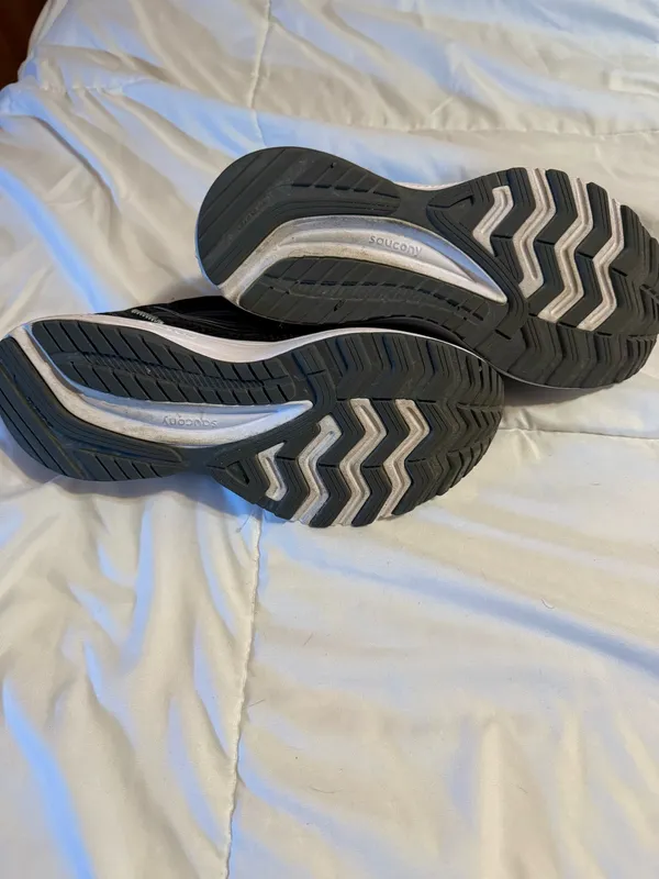 Saucony Running Shoes - Image 3