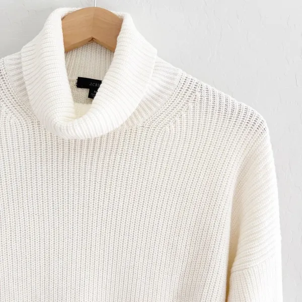 NEW J crew ribbed cotton cashmere relaxed turtleneck sweater in ivory Size M - Image 6