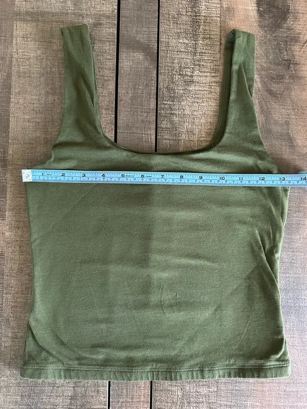 Old Navy Olive Green Crop Tank Top Women's XS Stretch Cotton Sleeveless Casual - Image 3