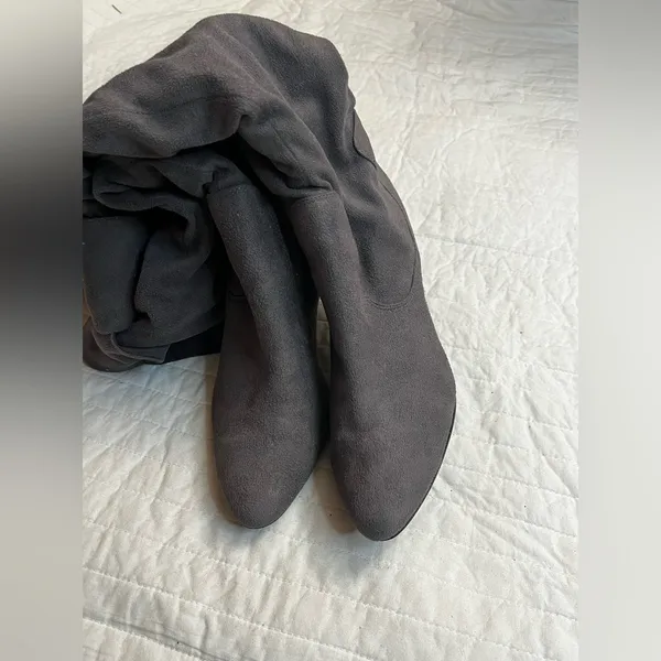 Skechers Slouchy Suede Tall Boots Knee High - Image 3