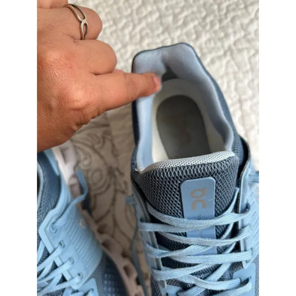On Cloud Blue Running Shoes Women Size 11 - Image 10