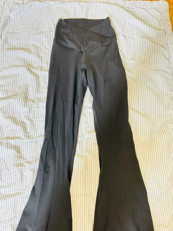 Aerie Crossover Flared Leggings - Image 3