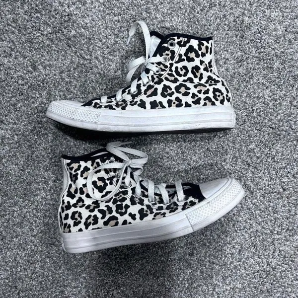 Custom High Top Cheetah Converse - Image 4