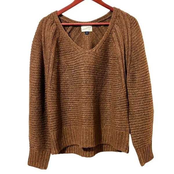 Universal Threads Brown Knit V-Neck Long Sleeve Sweater - Image 2
