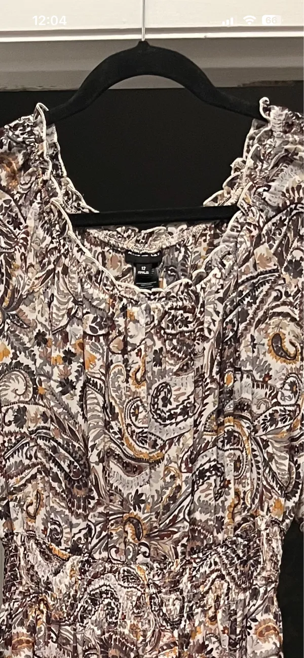 12 Kate and Lily Women’s Paisley Tiered Maxi Lightweight Formal Neutral Dress - Image 4