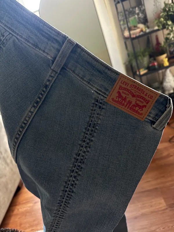 Levi’s Superlow Bootcut Jeans - Image 6