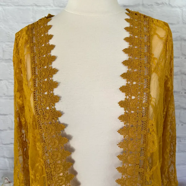 Polly & Esther Golden Lace Kimono - Image 5