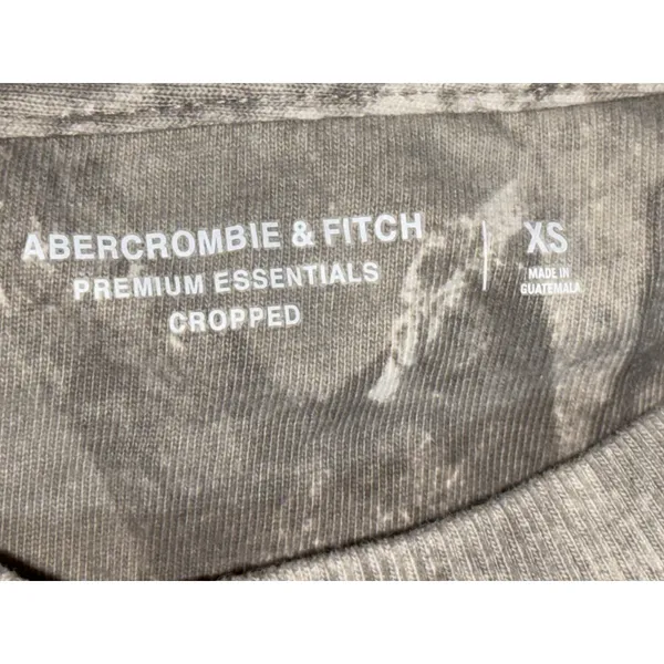 NEW Abercrombie & Fitch Essentials Cropped Gray Camo Short Sleeve Crop Top Sz XS - Image 5