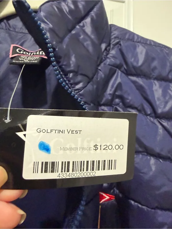 Women’s Navy Quilted Sleeveless Puffer Vest - Image 4