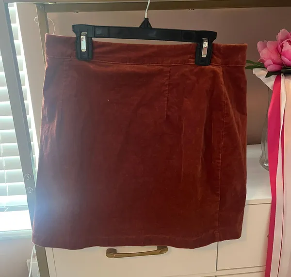 Forever 21 Burgundy Skirt - Image 2