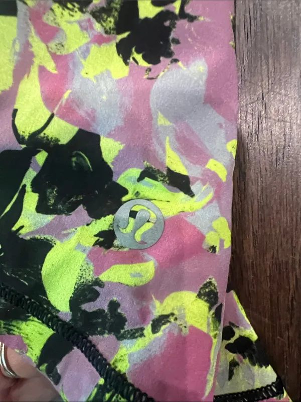 lululemon athletica Neon Pink, Yellow & Black Patterned Skort 8 EUC - Image 2