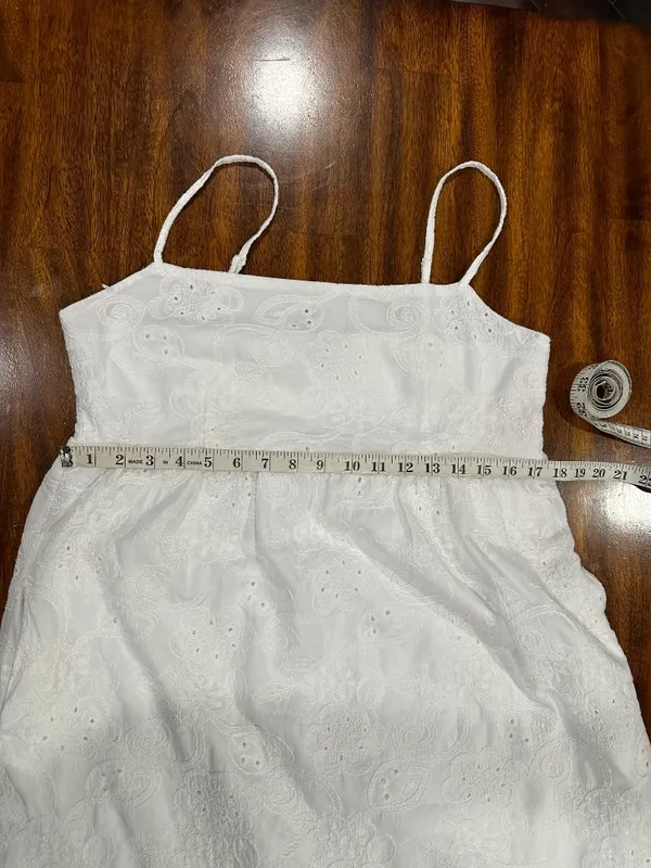 Nanette Lepore White‎ Sleeveless Embroidered Dress With Pockets- Size 14. - Image 6