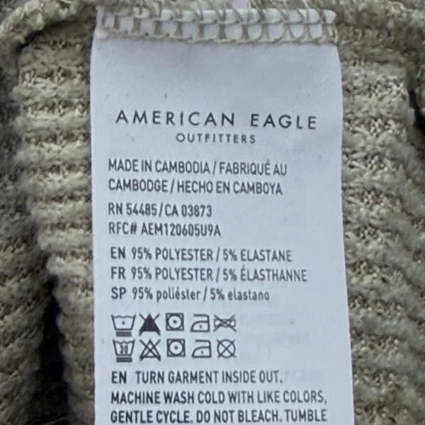 American Eagle Waffle Knit Thermal Green Camouflage V Neck Top Womens Medium - Image 9