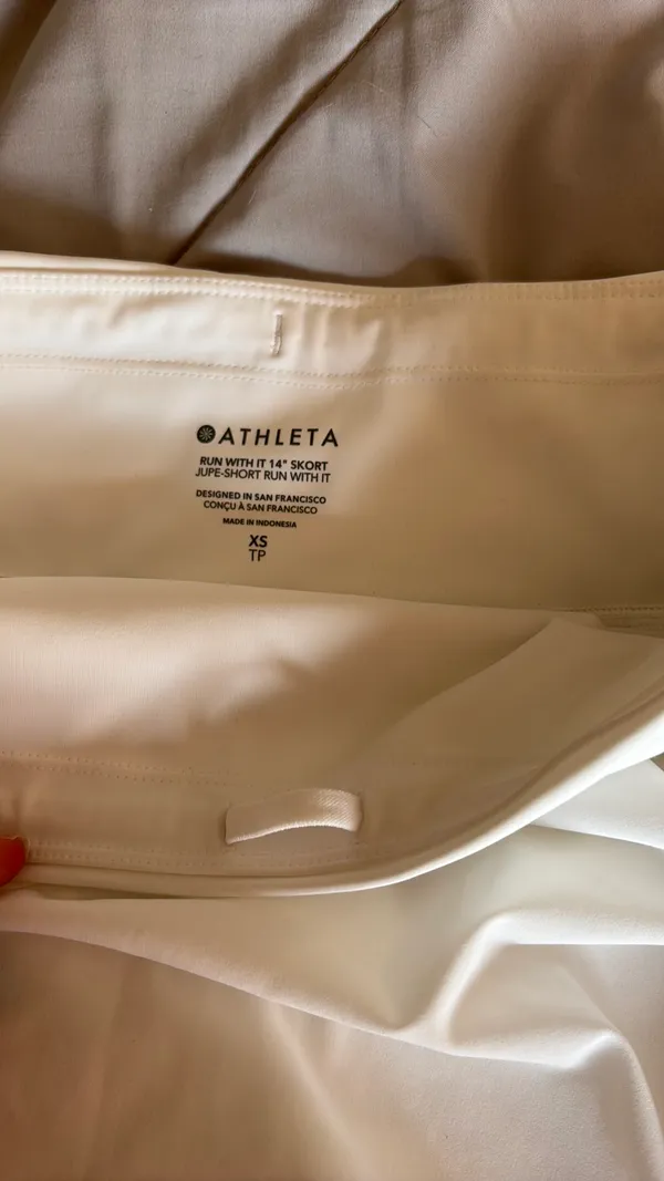 White Athleta Run With it 14” Skort - Image 9