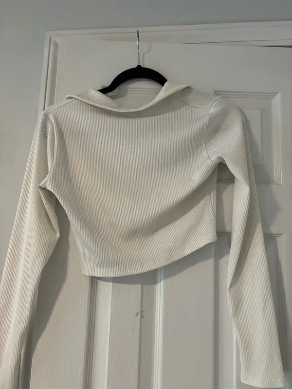Romwe Crop Collared White Top - Image 2