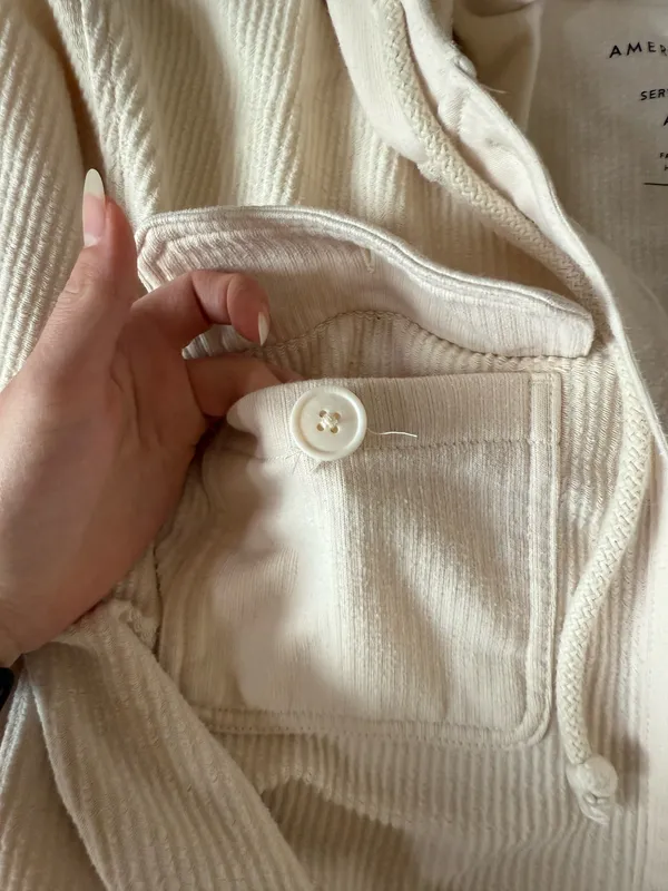 American Eagle Outfitters Button-Up - Image 3