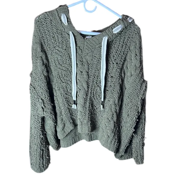 Pol Oversize Olive Green Chunky Knit Olive Sweater with Hoodie and Ties. Nubby - Image 2