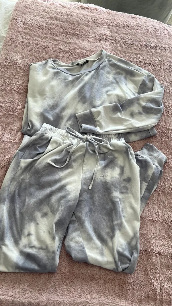 SheIn Matching Pj Set - Image 4