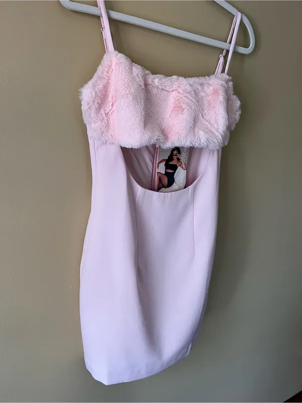 naked wardrobe Pink Faux Fur Bandeau Cutout Mini Dress - Image 4