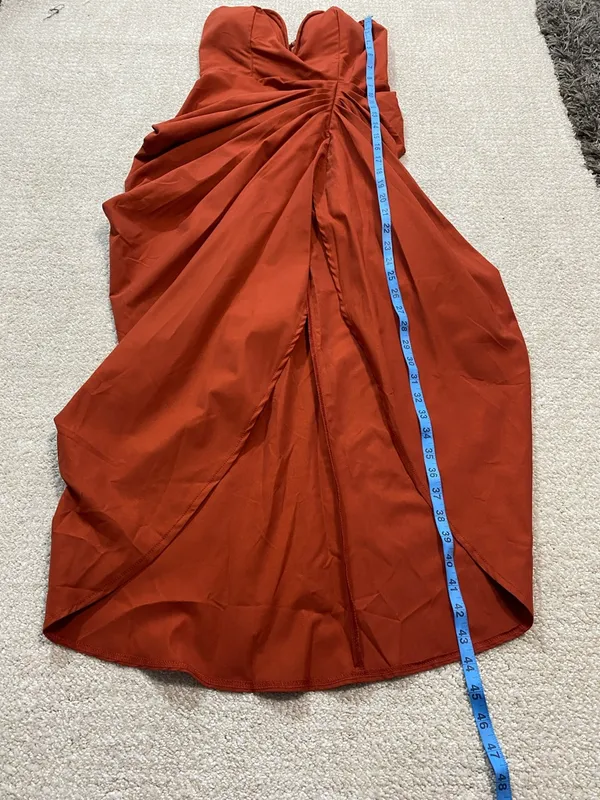 PrettyLittleThing Strapless Sweetheart Ruched Midi Dress in Rust Size 6 - Image 16