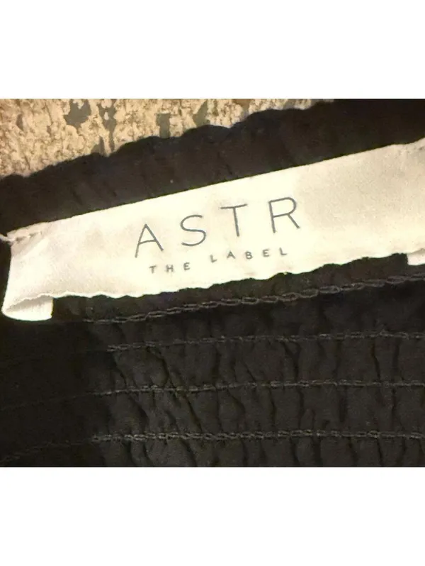 ASTR the Label Women's Feronia Top, black crop top, size Medium - Image 7