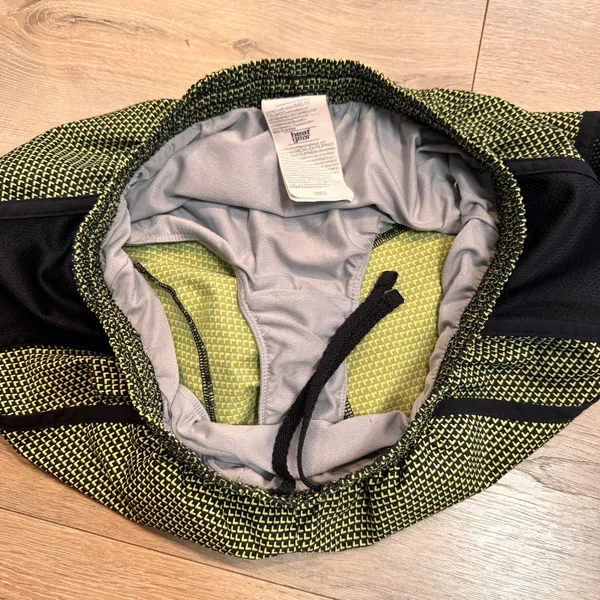Under Armour Fly By 3" Running‎ Shorts Small S Black Yellow Athletic HeatGear - Image 3