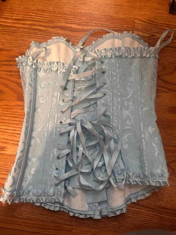 Corset Amazon - Image 2