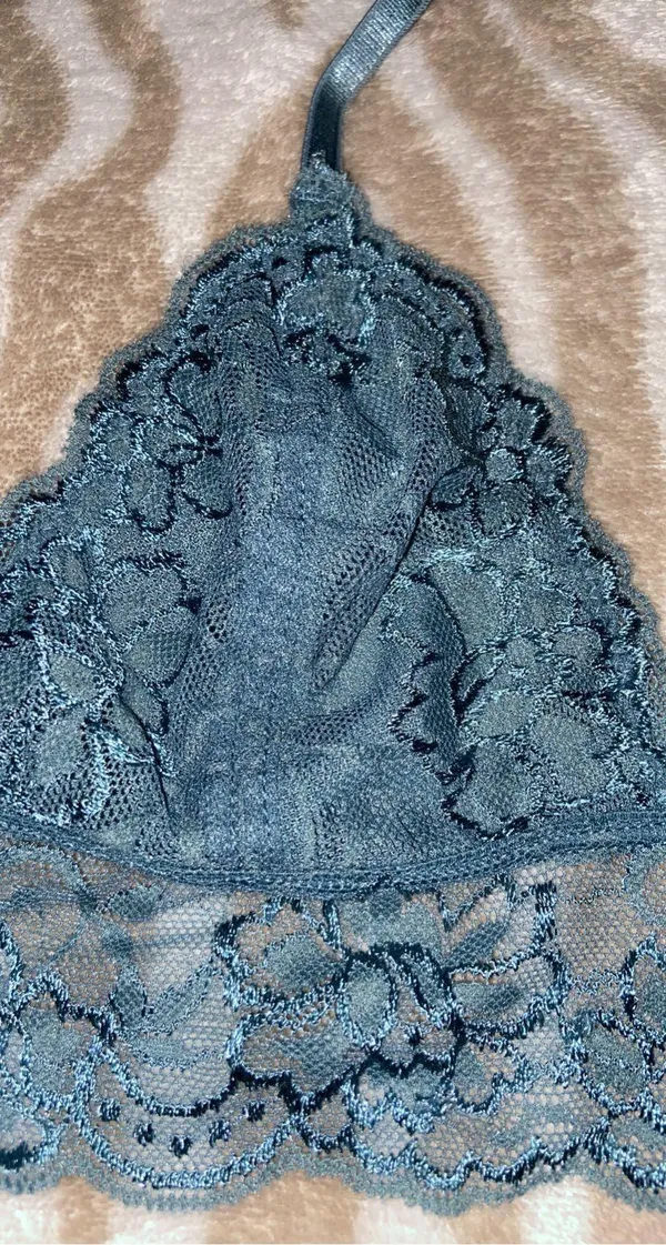 Lace Bralette Green - Image 3