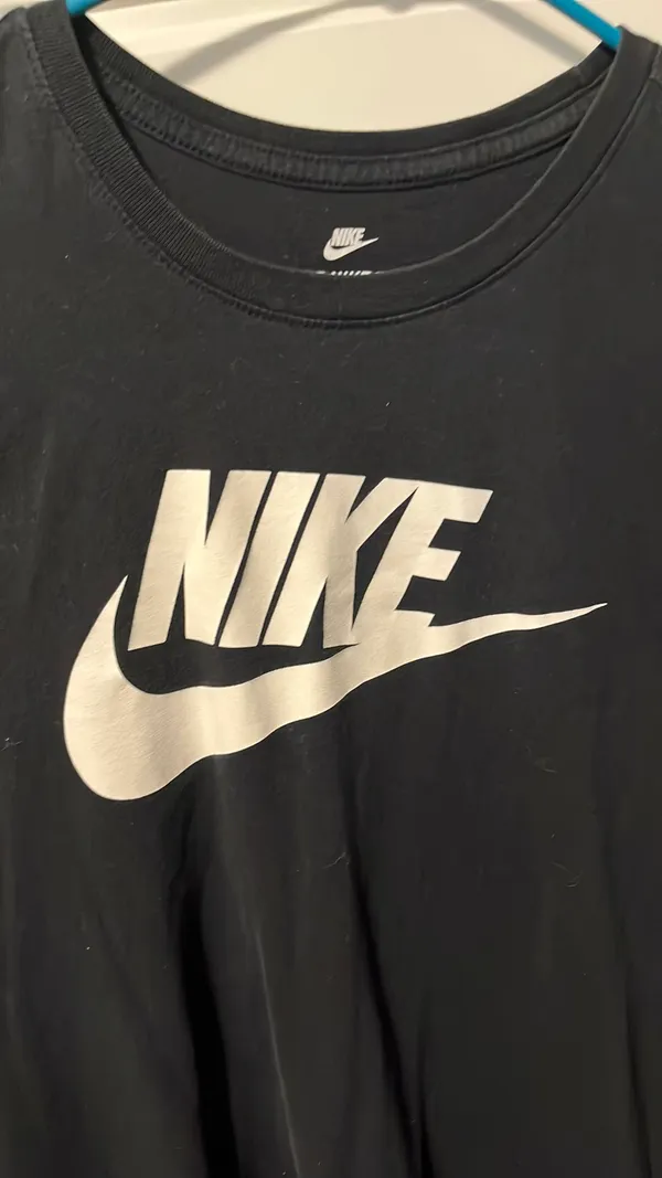 Nike Black Logo T-Shirt - Image 2