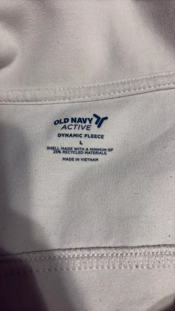 Old navy cream white  - Image 3