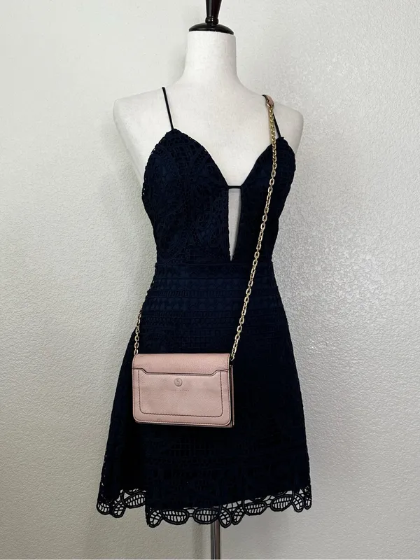 Marc Jacobs Pink Leather Gold Chain Wallet Crossbody Bag - Image 12